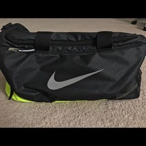 Nike Vapor Max Air Duffel Bag (Small)